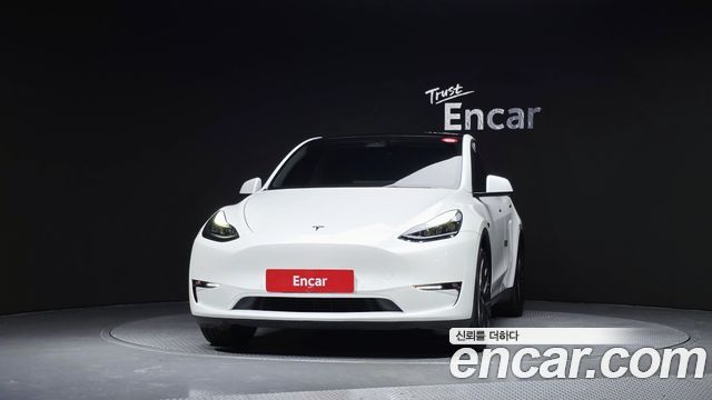 Tesla Model Y Long Range AWD 2022 — фото 3
