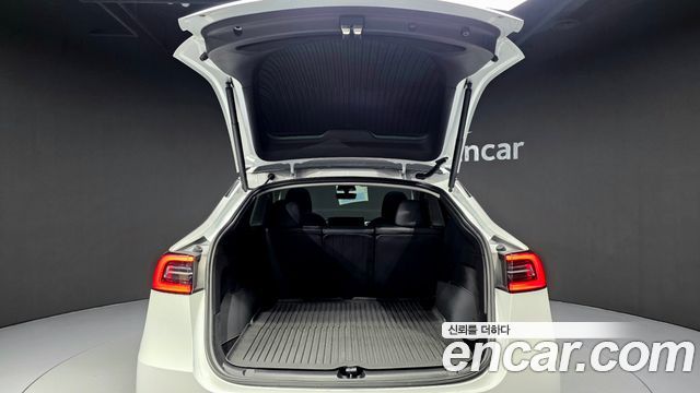 Tesla Model Y Long Range AWD 2022 — фото 20