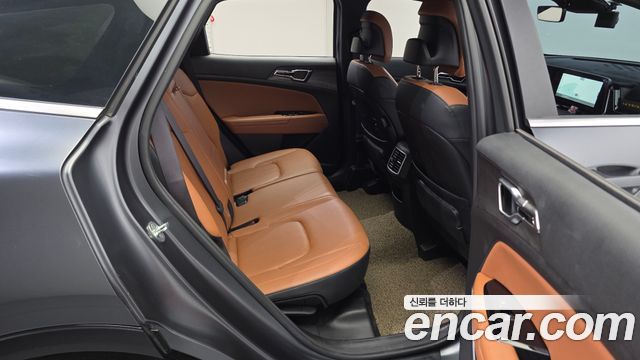 Kia Sportage (V) Gasoline 1.6 Turbo 2WD Signature 2022 — фото 11