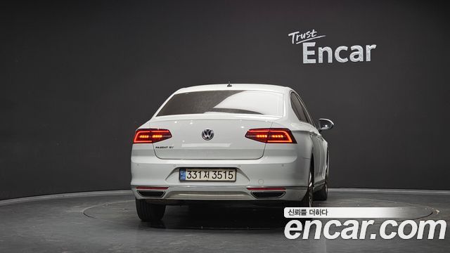 Volkswagen Passat GT (B8) 2.0 TDI 2018 — фото 4