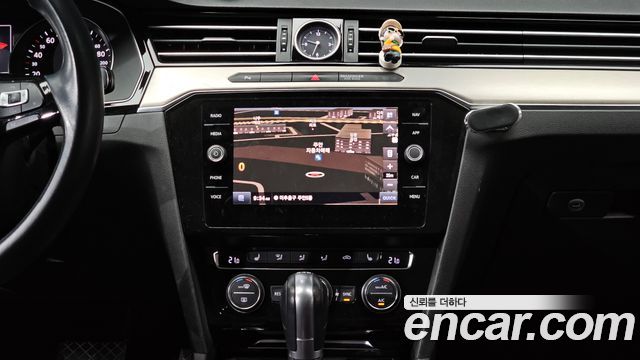 Volkswagen Passat GT (B8) 2.0 TDI 2018 — фото 14