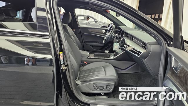 Audi A6 (C8) 45 TFSI Premium 2021 — фото 11