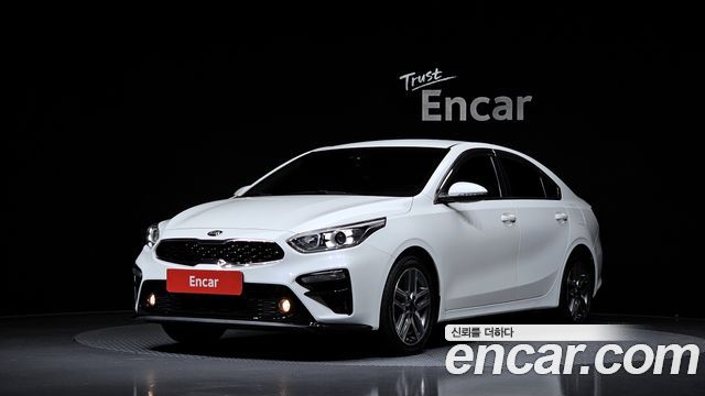 Kia K3 Luxury 2019 — фото 1