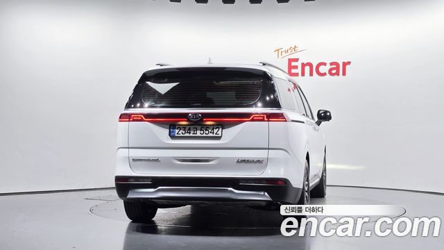 Kia Carnival (IV) Gasoline 7-Seater Signature 2021 — фото 4