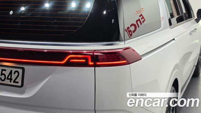 Kia Carnival (IV) Gasoline 7-Seater Signature 2021 — фото 29