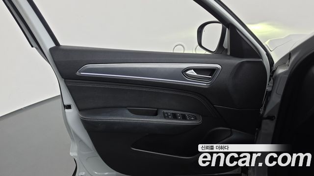 Renault Korea XM3 1.3 TCe RE Signature 2020 — фото 24
