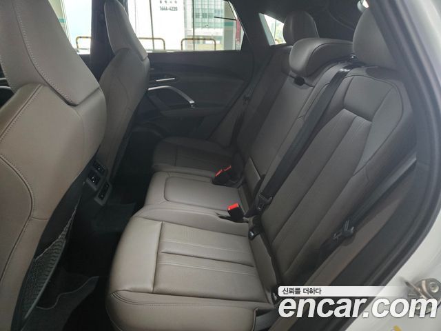 Audi Q5 (80A) 45 TFSI Quattro Sportback S Line 2025 — фото 10