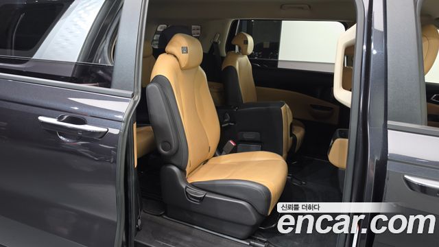 Kia Carnival (IV) Diesel 11-Seater Prestige 2022 — фото 15