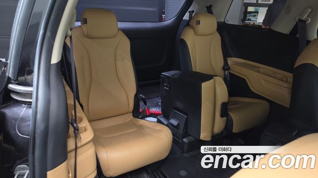 Kia Carnival (IV) Diesel 11-Seater Prestige 2022 — фото 24