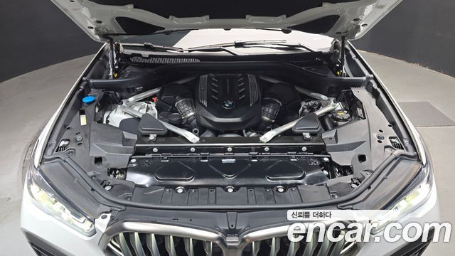 BMW X6 (G06) M50i 2023 — фото 6