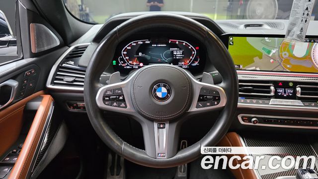 BMW X6 (G06) M50i 2023 — фото 13