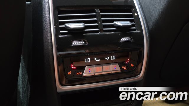 BMW X6 (G06) M50i 2023 — фото 31