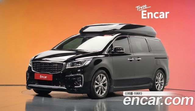 Kia Carnival 9-Seater Hi-Limousine Prestige 2019 — фото 1