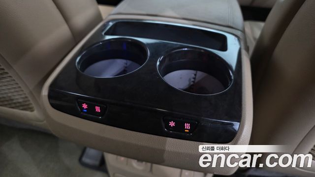 Kia Carnival 9-Seater Hi-Limousine Prestige 2019 — фото 31