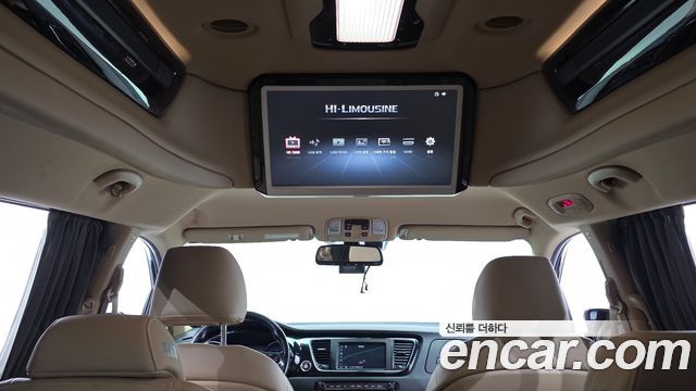 Kia Carnival 9-Seater Hi-Limousine Prestige 2019 — фото 32