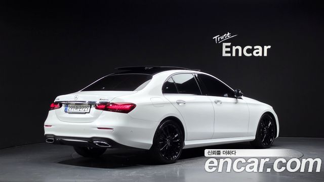 Mercedes-Benz E-Class (W213) E350 4MATIC AMG Line 2023 — фото 2