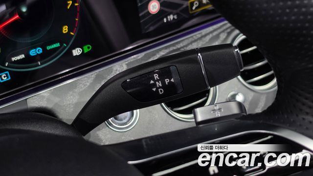 Mercedes-Benz E-Class (W213) E350 4MATIC AMG Line 2023 — фото 9