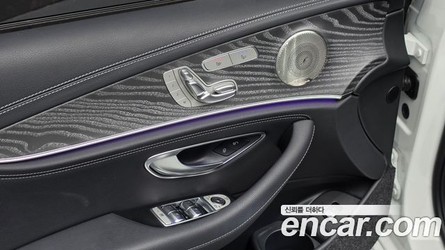 Mercedes-Benz E-Class (W213) E350 4MATIC AMG Line 2023 — фото 33