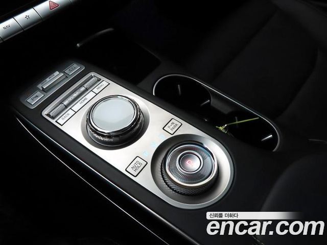 Genesis GV70 2.5T Gasoline 2WD 2023 — фото 10