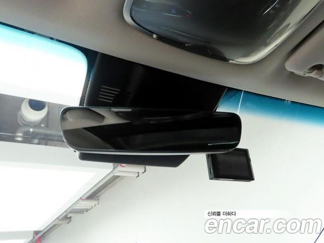 Genesis GV70 2.5T Gasoline 2WD 2023 — фото 17