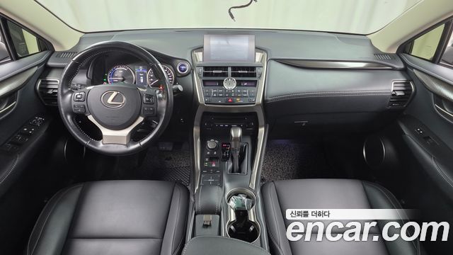 Lexus NX300h Supreme 2017 — фото 7