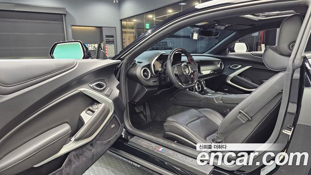 Chevrolet Camaro SS 6.2 V8 2019 — фото 10