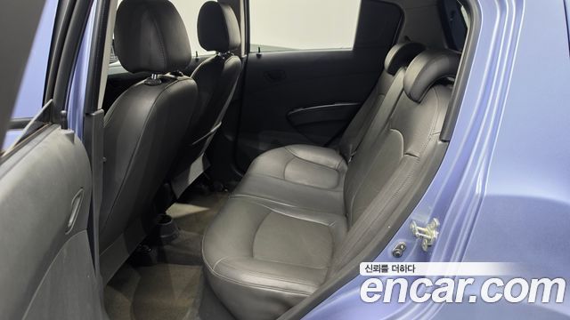 Chevrolet Spark LS+ 2014 — фото 11