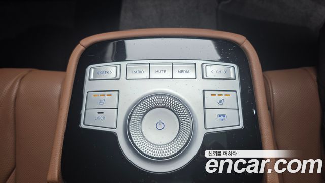 Genesis G80 (RG3) Gasoline 2.5 Turbo AWD 2022 — фото 18