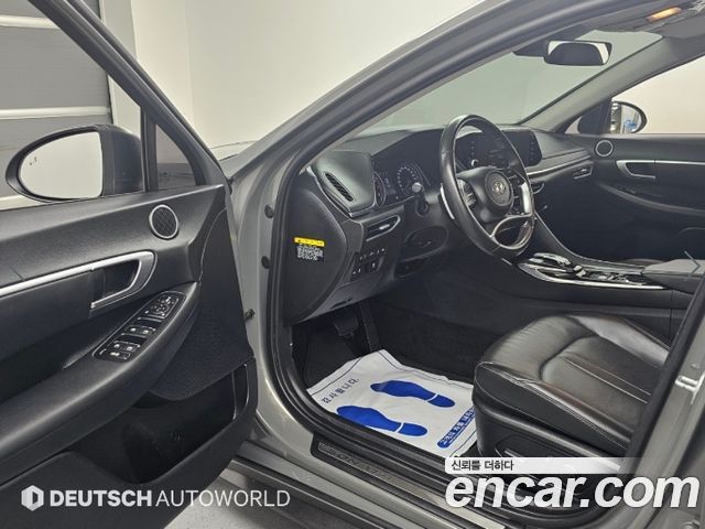 Hyundai Sonata (DN8) 2.0 Premium Family 2020 — фото 15