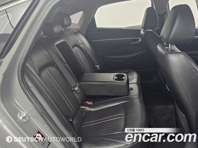 Hyundai Sonata (DN8) 2.0 Premium Family 2020 — фото 16