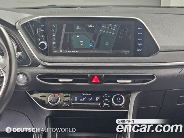 Hyundai Sonata (DN8) 2.0 Premium Family 2020 — фото 18