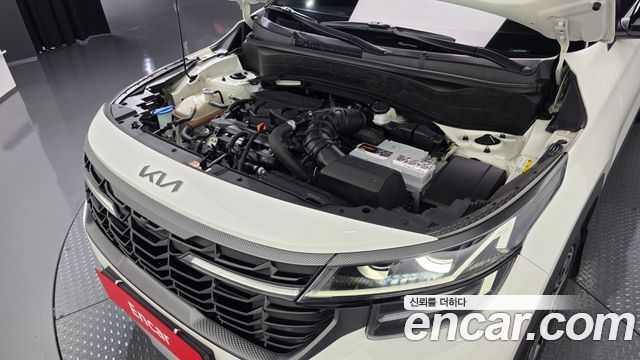 Kia Seltos Gasoline 1.6 Turbo 2WD Gravity 2023 — фото 6