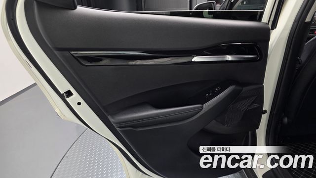 Kia Seltos Gasoline 1.6 Turbo 2WD Gravity 2023 — фото 25