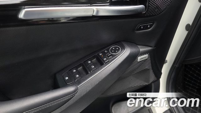 Kia Seltos Gasoline 1.6 Turbo 2WD Gravity 2023 — фото 31