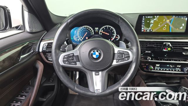 BMW 5 Series (G30) 540i xDrive M Sport Plus 2018 — фото 13
