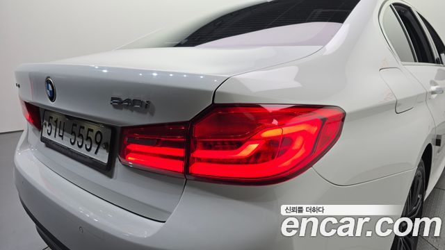 BMW 5 Series (G30) 540i xDrive M Sport Plus 2018 — фото 23