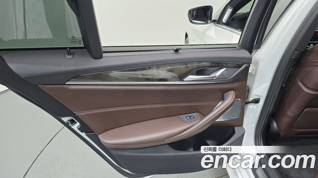 BMW 5 Series (G30) 540i xDrive M Sport Plus 2018 — фото 25