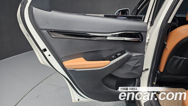 Kia Seltos Gasoline 1.6 Turbo 2WD Signature 2024 — фото 25