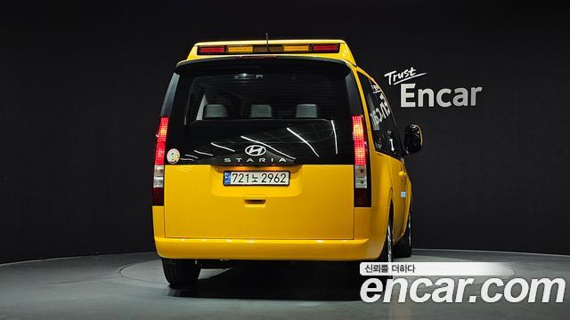 Hyundai Staria L3.5  Kinder Safety Car 11-Seater 2025 — фото 4