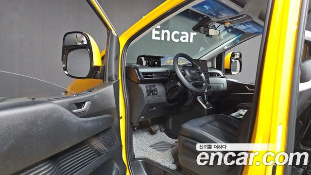 Hyundai Staria L3.5  Kinder Safety Car 11-Seater 2025 — фото 10