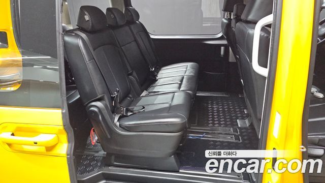 Hyundai Staria L3.5  Kinder Safety Car 11-Seater 2025 — фото 11