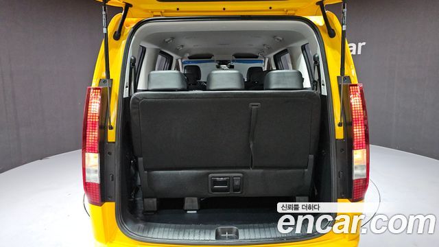 Hyundai Staria L3.5  Kinder Safety Car 11-Seater 2025 — фото 20