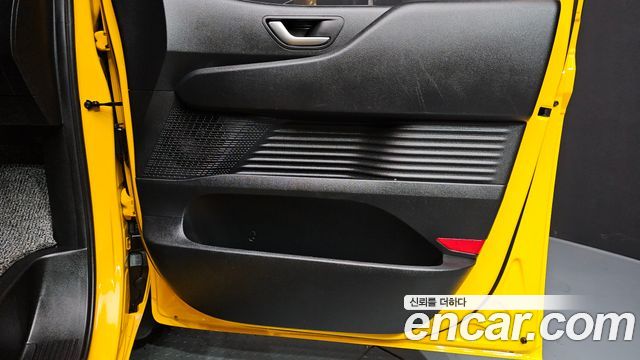 Hyundai Staria L3.5  Kinder Safety Car 11-Seater 2025 — фото 25
