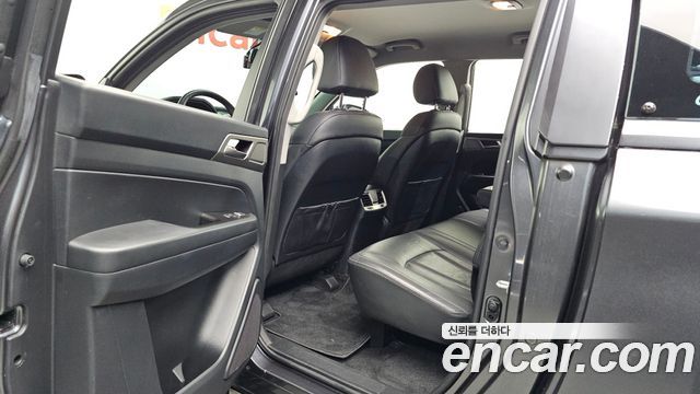 KG Mobility (SsangYong) Rexton Sports Diesel 2.2 4WD Prestige 2018 — фото 11