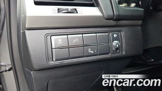 KG Mobility (SsangYong) Rexton Sports Diesel 2.2 4WD Prestige 2018 — фото 14