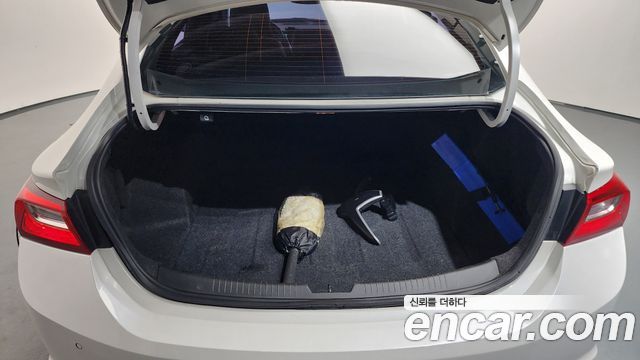 Chevrolet Malibu 2.0 Turbo LT Permium 2018 — фото 20
