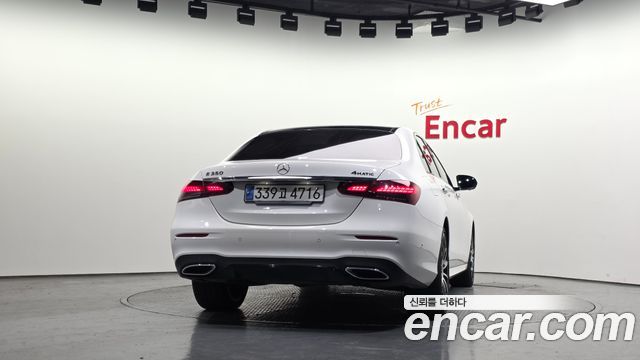 Mercedes-Benz E-Class (W213) E350 4MATIC AMG Line 2023 — фото 4