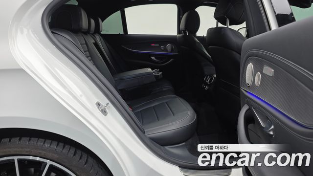 Mercedes-Benz E-Class (W213) E350 4MATIC AMG Line 2023 — фото 12