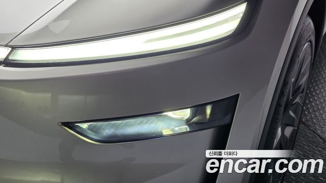 Tesla Model Y L Long Range AWD 2026 — фото 22