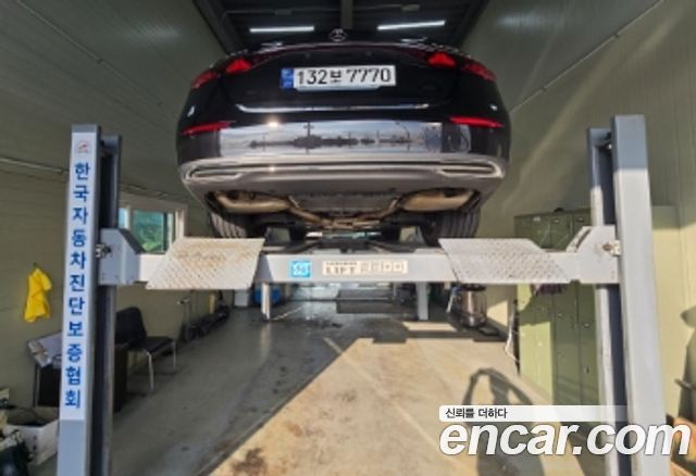 Mercedes-Benz E-Class (W214) E450 4MATIC 2024 — фото 2